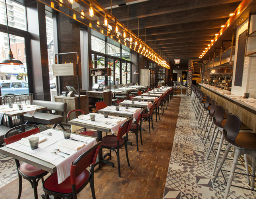 Restaurant with cement tiles 